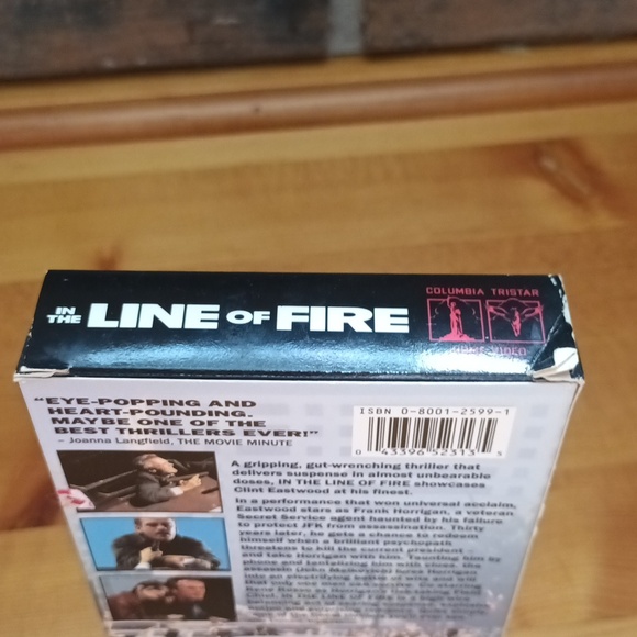 In the line of fire vhs Videotape - Picture 6 of 8
